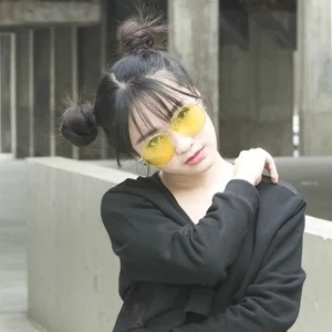 伴奏信，给十五岁的自己 (中国新声代第一季)(精消无和声纯伴奏)的封面