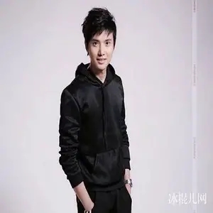 歌手黄书豪的图片