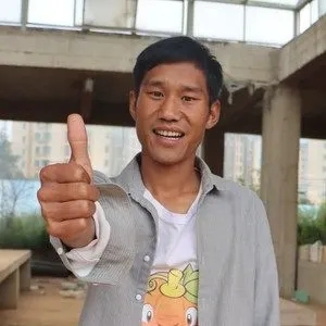 歌手云南顶呱呱南瓜的图片