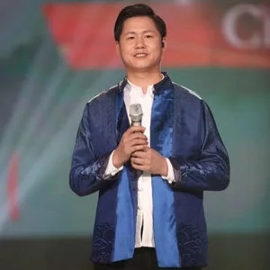 歌手纪军军的图片