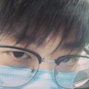 歌手李昊阳的图片