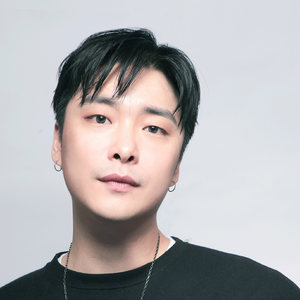 歌手都智文的图片