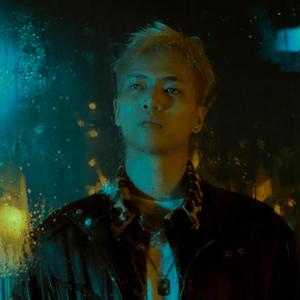 歌手谢子通的图片