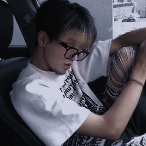 歌手Real的图片