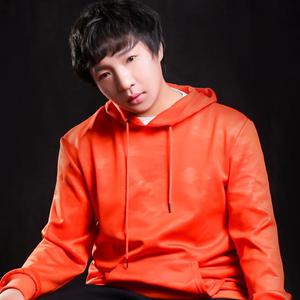 歌手陌小聪的图片