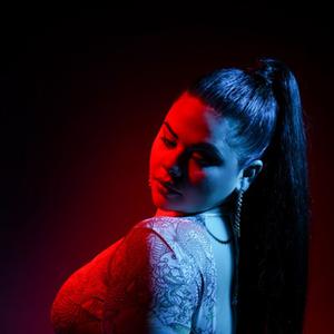 歌手Miriana Conte的图片