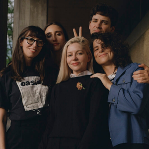 歌手Alvvays的图片