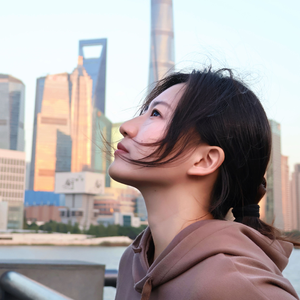歌手哇啦菲的图片