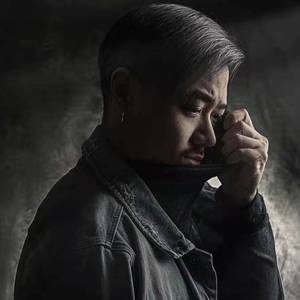 歌手李艾伦的图片