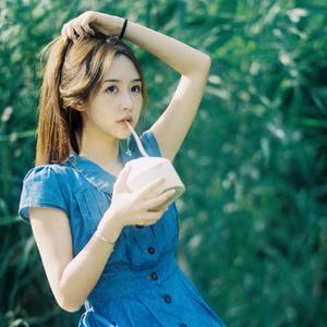 歌手张楚涵的图片