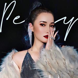 歌手吉蓓Peggy的图片