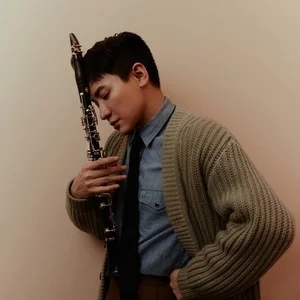 歌手王弢的图片