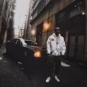 歌手张卍宝WANBO的图片