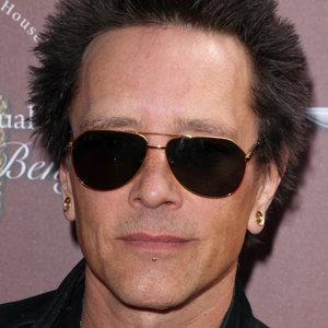 歌手Billy Morrison的图片