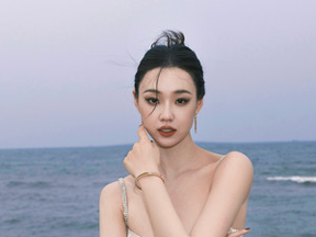 歌手管乐的图片