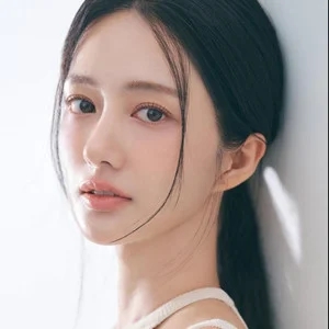 歌手崔呈媛（최연청 Choi Yeon Cheong ）的图片