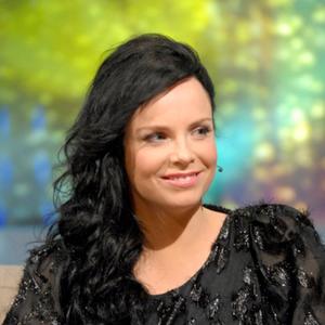 伴奏Out Of My Hands 精消纯伴奏的封面