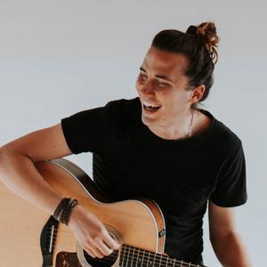 歌手Seph Schlueter的图片