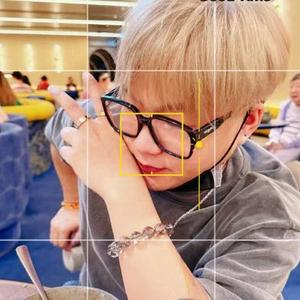 歌手AK傅晓东的图片