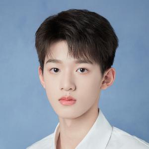 歌手TF家族-官俊臣的图片