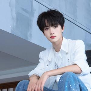 歌手TF家族-李煜东的图片