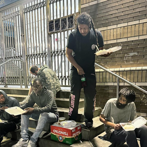 歌手Skrilla的图片