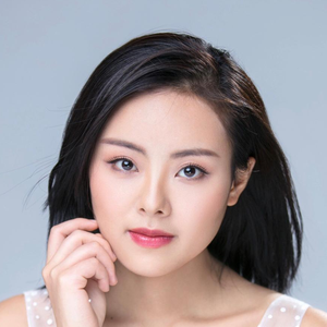 歌手周爽的图片