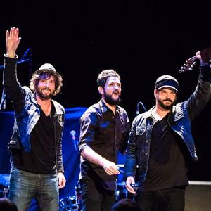 歌手The Record Company的图片