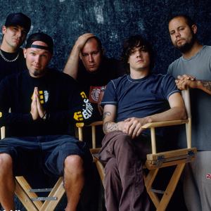 伴奏Counterfeit (Karaoke Version)的封面