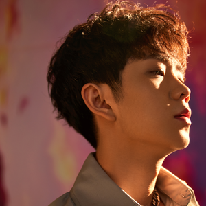 歌手郭聪明的图片