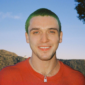 伴奏Stranger (Zk Instrumental)的封面