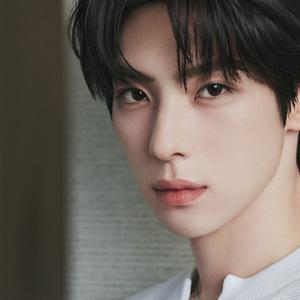 伴奏永恒定律的封面