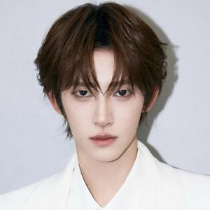 伴奏第一天 (闪光的夏天)的封面