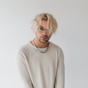 伴奏heaven tonight (带和声)的封面