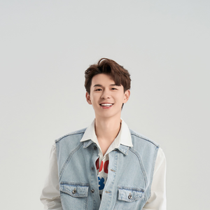 伴奏龙井的封面