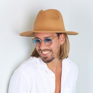 伴奏Sans contrefaçon (Karaoke Version)的封面