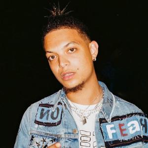 歌手Ronnie Flex的图片