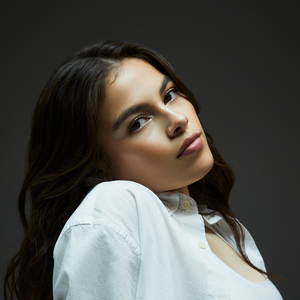 歌手Destiny Rogers的图片