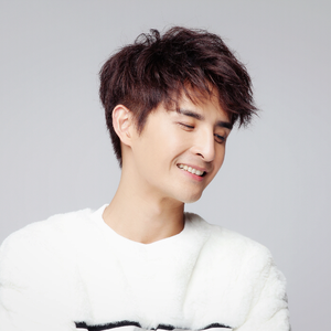 伴奏朝晖映雪的封面