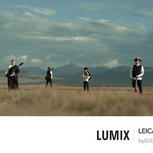 伴奏鹿韵山舞 (听，谁在唱歌) (精消带和声)的封面