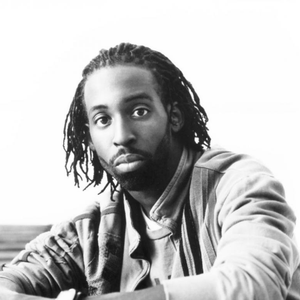 歌手Tye Tribbett的图片