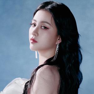 歌手李嘉格的图片