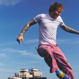 伴奏How Would You Feel (Paean)的封面