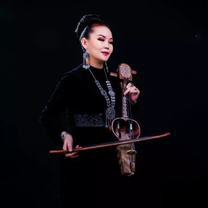 伴奏妈妈的歌谣 (听，谁在唱歌) (精消无和声纯伴奏)的封面