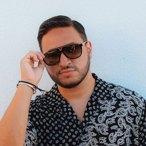 伴奏Mama(unofficial Instrumental)的封面