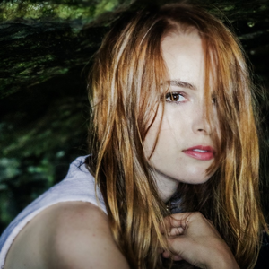 伴奏Ready Or Not 女歌前场RNB 2段歌词一样的封面