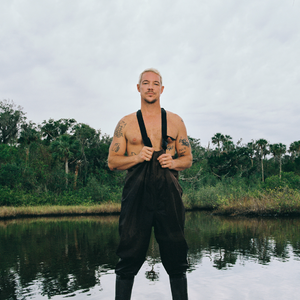 伴奏Heartbroken的封面