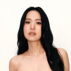 歌手孙盛希的图片