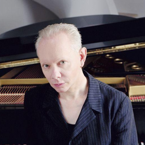 伴奏Be My Number Two (Karaoke Version)的封面