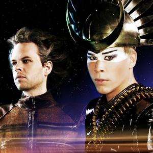 伴奏Walking on a Dream (Karaoke)的封面